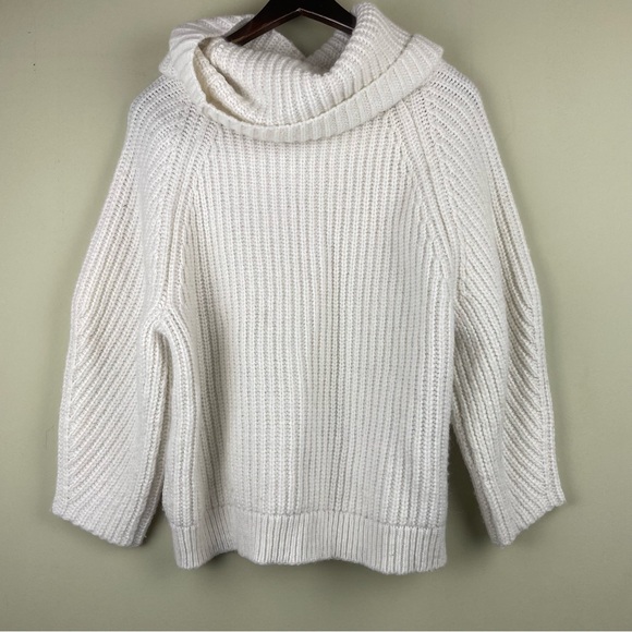 Gap Wool Cream Blend Knit Sweater Size Large - Picture 5 of 10